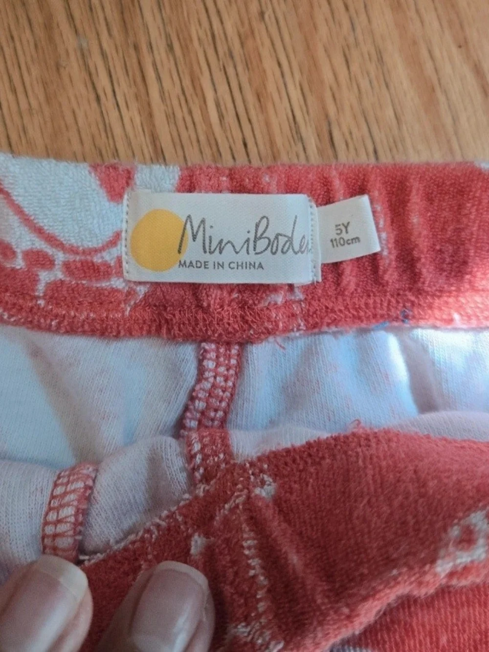 Mini Boden Coral and White Turtle-Print Pull-On Shorts - Kids